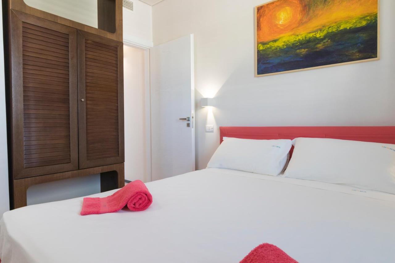 Solmaris Seaside - B&B Sul Mare Maruggio Exterior photo