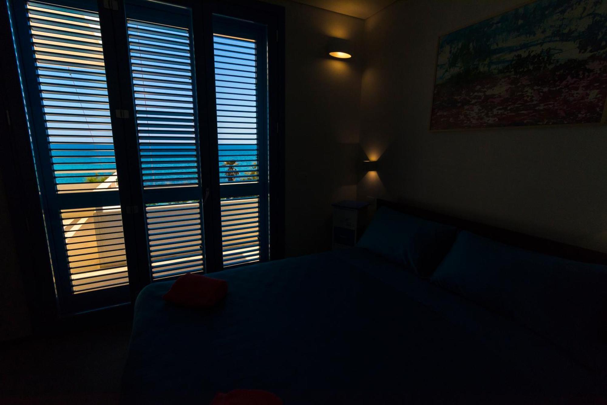Solmaris Seaside - B&B Sul Mare Maruggio Exterior photo